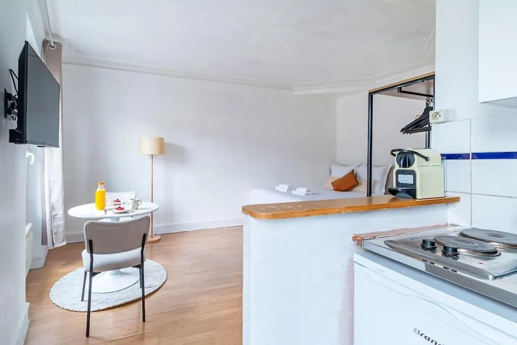 Charmant Studio Proche Nation, Paris - II フランス